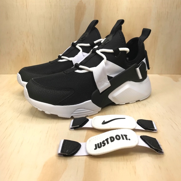 NIB Nike Air Huarache City Black and White - Picture 3 of 8